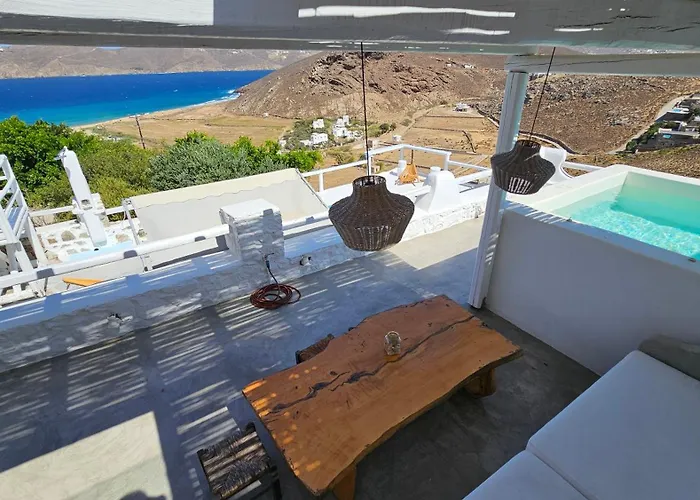 Chronos With Private Pool Villa *